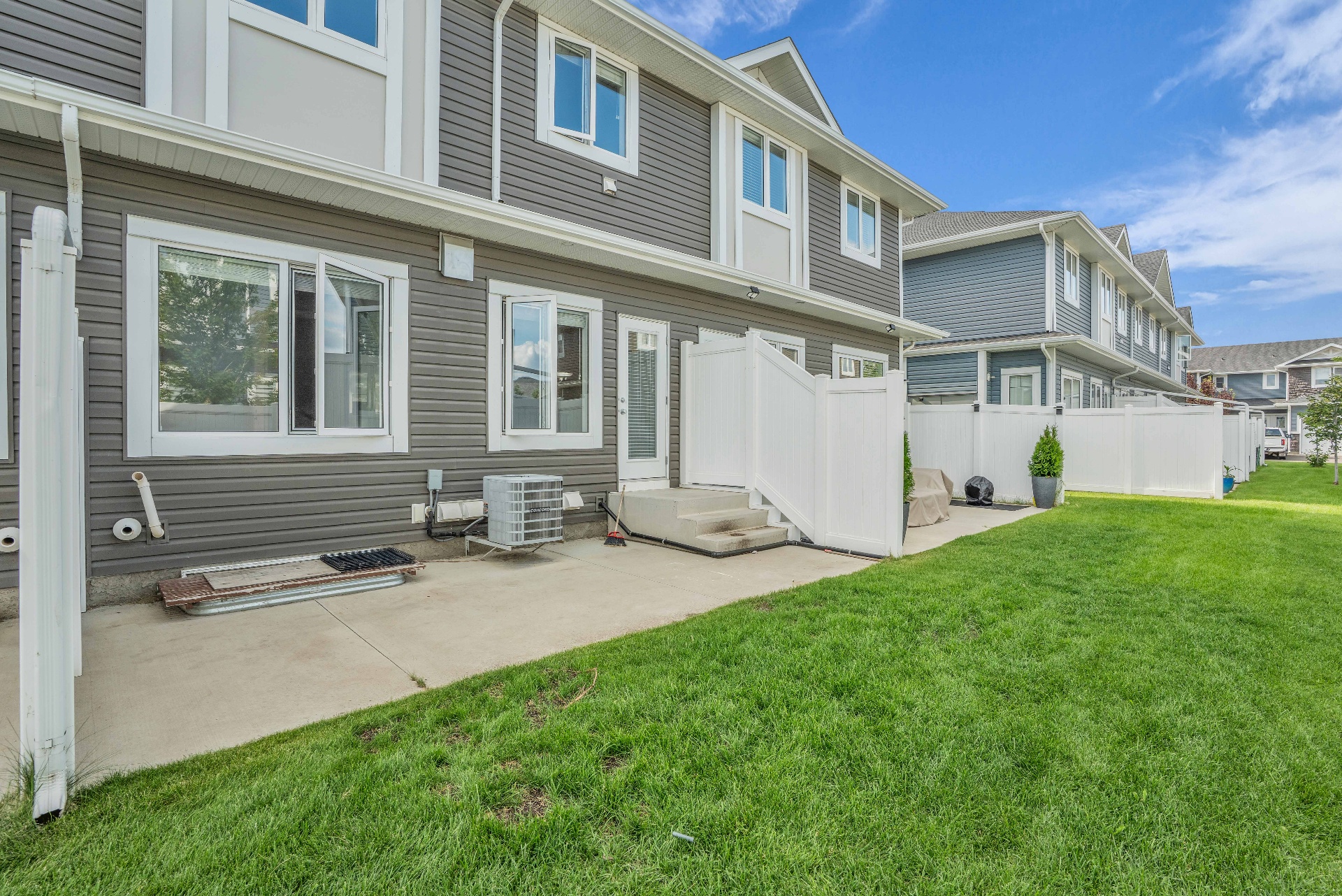 石桥精品联排出售, 115 Veltkamp Cres # 39 ——林与唐地产 - 8